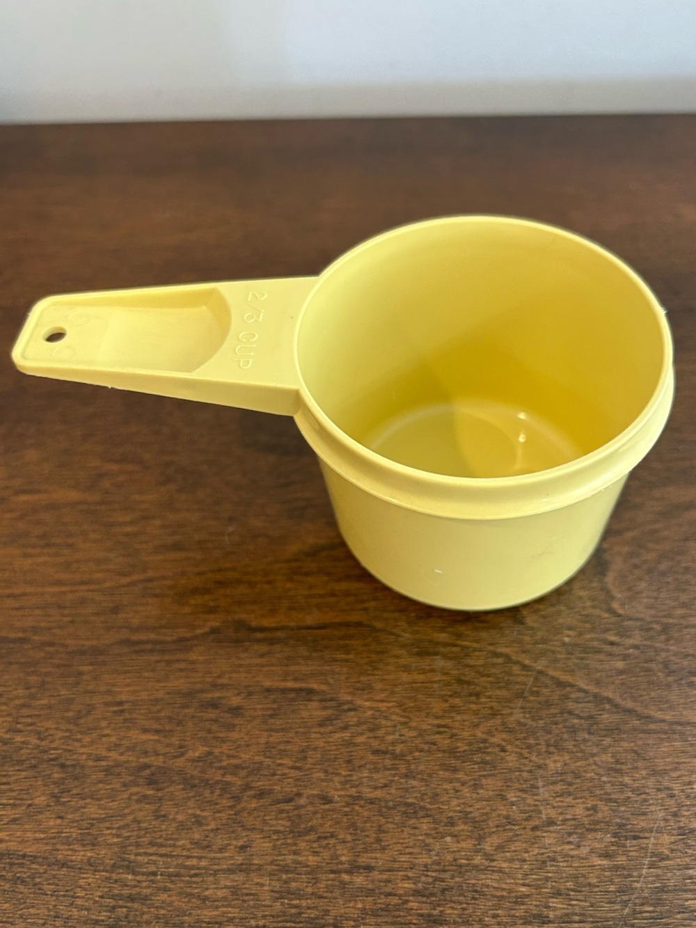 Vintage Tupperware Yellow Measuring Cup 2/3 Cup # 763-4 Replacement Made in USA.